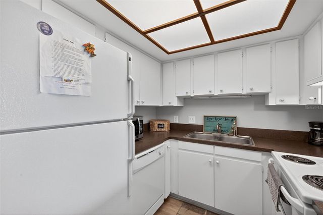 19451 GULF BOULEVARD 204, Indian Shores, FL 33785