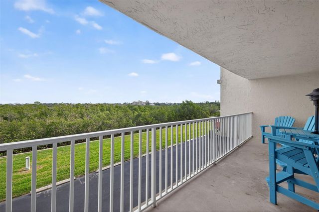 19451 GULF BOULEVARD 204, Indian Shores, FL 33785