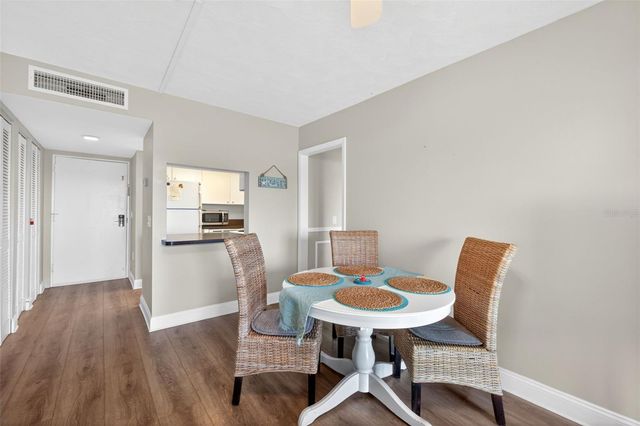 19451 GULF BOULEVARD 204, Indian Shores, FL 33785