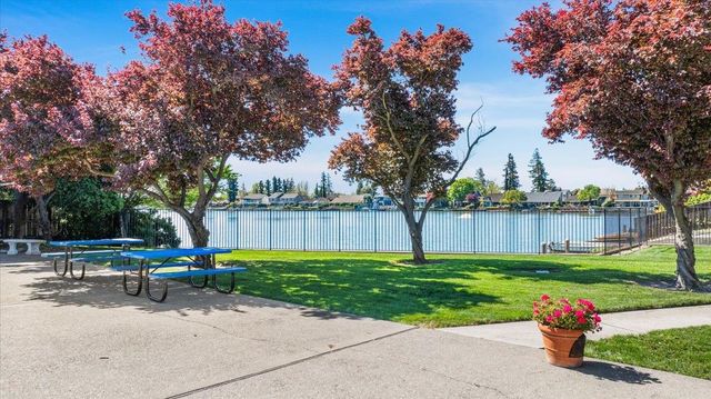 3717 Moultrie Dr, Stockton, CA 95219