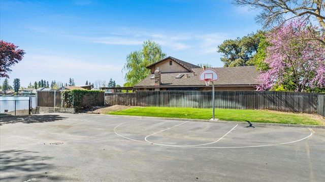 3717 Moultrie Dr, Stockton, CA 95219