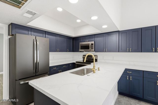 8004 N 32ND Drive 3, Phoenix, AZ 85051