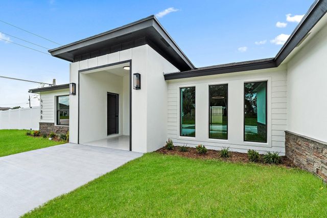 4588 SW ATHENA Drive, Port St. Lucie, Port St Lucie, FL 34953