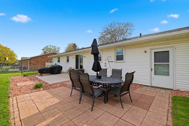 1465 GUNS STREET, Green Bay, WI 54311