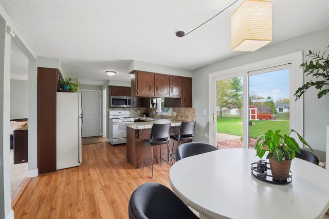 1465 GUNS STREET, Green Bay, WI 54311