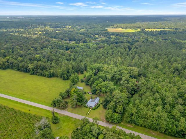 2861 Solomon Dairy Road, Quincy, FL 32351