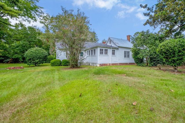 2861 Solomon Dairy Road, Quincy, FL 32351