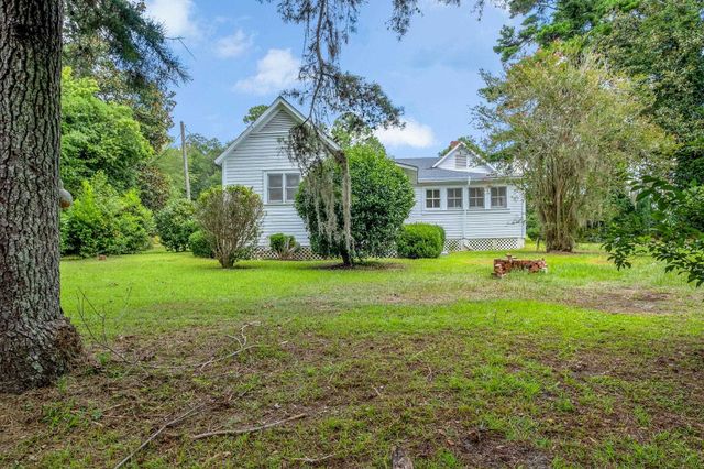 2861 Solomon Dairy Road, Quincy, FL 32351
