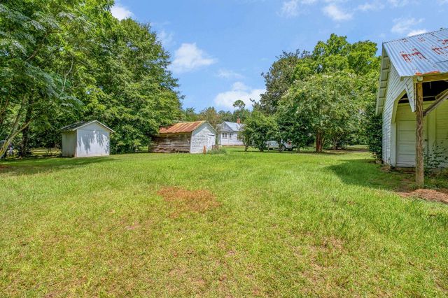 2861 Solomon Dairy Road, Quincy, FL 32351
