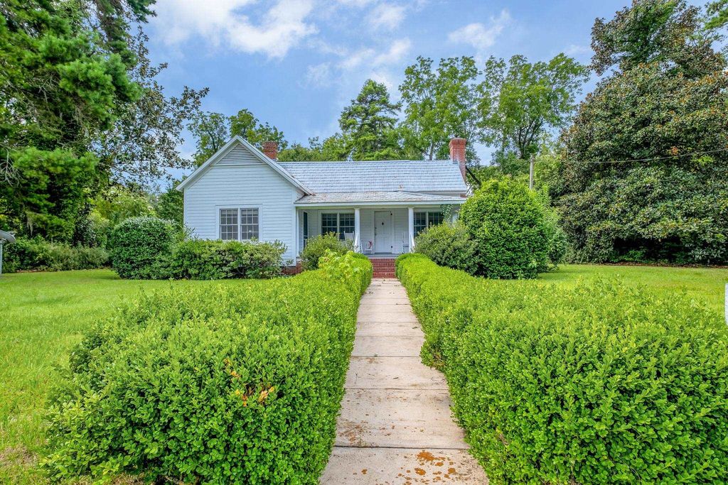 2861 Solomon Dairy Road, Quincy, FL 32351