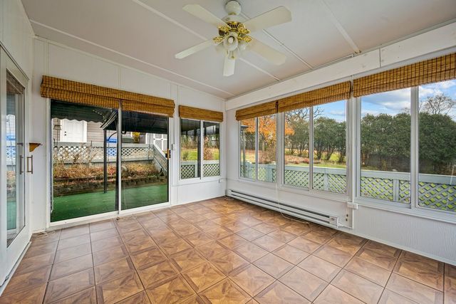 142 Cottage Avenue, Carpentersville, IL 60110