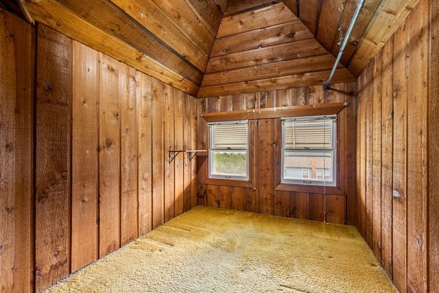 142 Cottage Avenue, Carpentersville, IL 60110