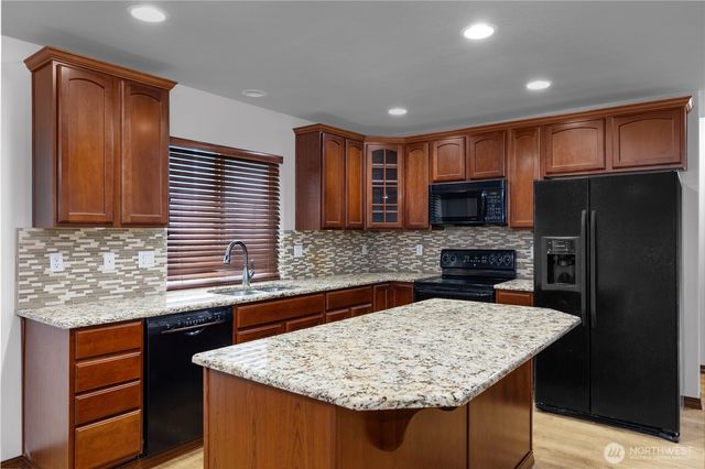8512 205th Street Ct E, Spanaway, WA 98387