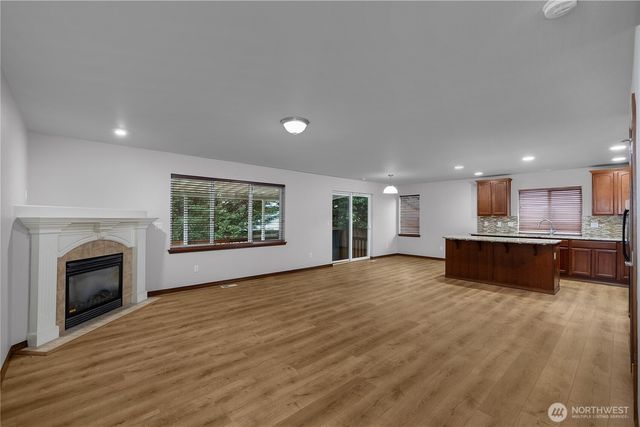 8512 205th Street Ct E, Spanaway, WA 98387