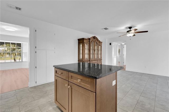 502 Parkside ST, Lehigh Acres, FL 33936