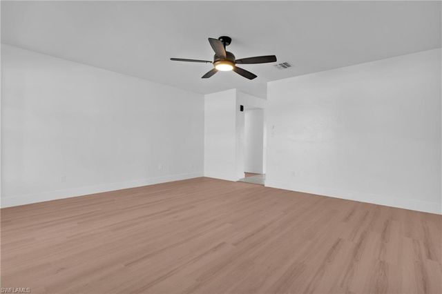 502 Parkside ST, Lehigh Acres, FL 33936