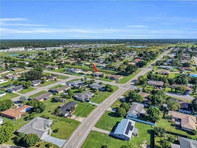 502 Parkside ST, Lehigh Acres, FL 33936