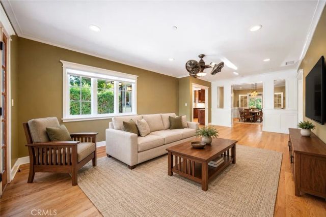 132 N Sunset, Monrovia, CA 91016