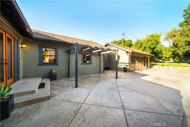132 N Sunset, Monrovia, CA 91016