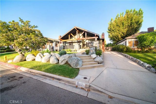 132 N Sunset, Monrovia, CA 91016