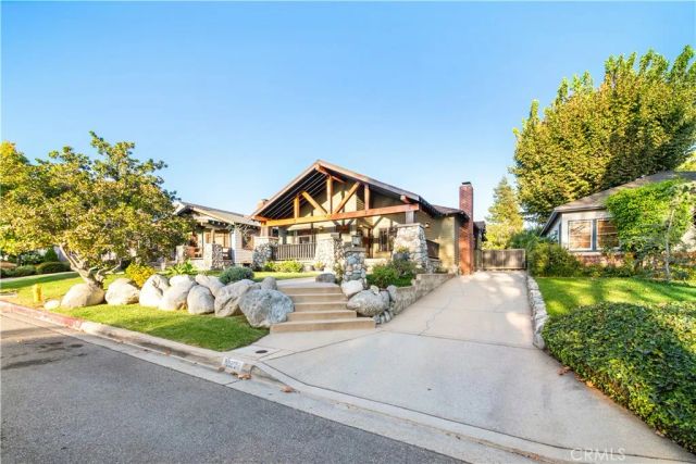132 N Sunset, Monrovia, CA 91016