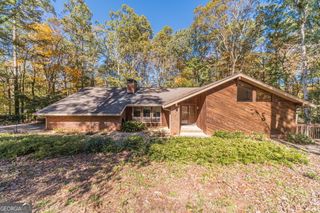 2612 Country Club Drive SE, Conyers, GA 30013