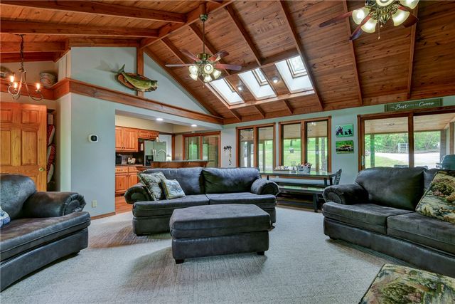 27527 Hock Lane, Eagle Rock, MO 65641