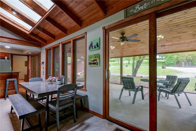 27527 Hock Lane, Eagle Rock, MO 65641