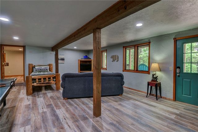 27527 Hock Lane, Eagle Rock, MO 65641