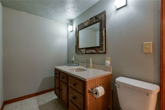 27527 Hock Lane, Eagle Rock, MO 65641