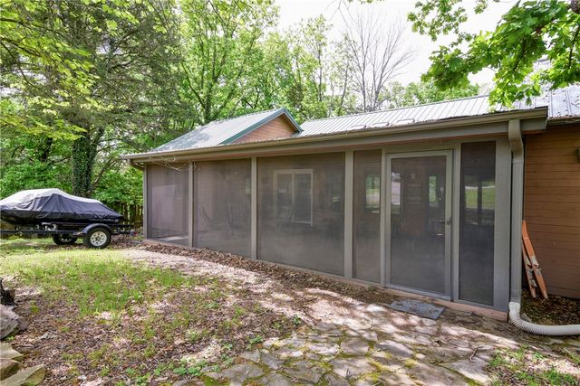 27527 Hock Lane, Eagle Rock, MO 65641
