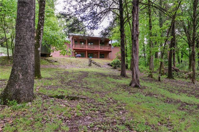 27527 Hock Lane, Eagle Rock, MO 65641