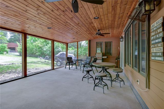 27527 Hock Lane, Eagle Rock, MO 65641
