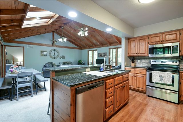 27527 Hock Lane, Eagle Rock, MO 65641