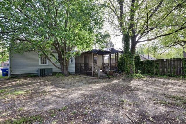 22 Morrison AVE, Newport News, VA 23601