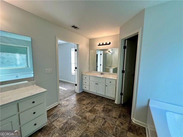 712 Pinnacle Drive, Winder, GA 30680