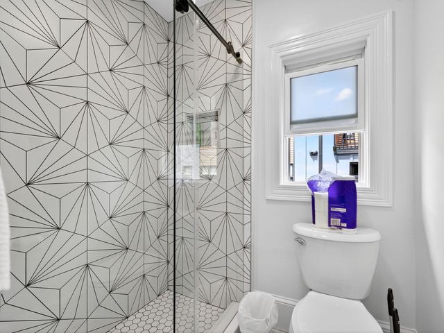 256 Main St 2, Medford, MA 02155