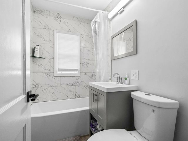 256 Main St 2, Medford, MA 02155