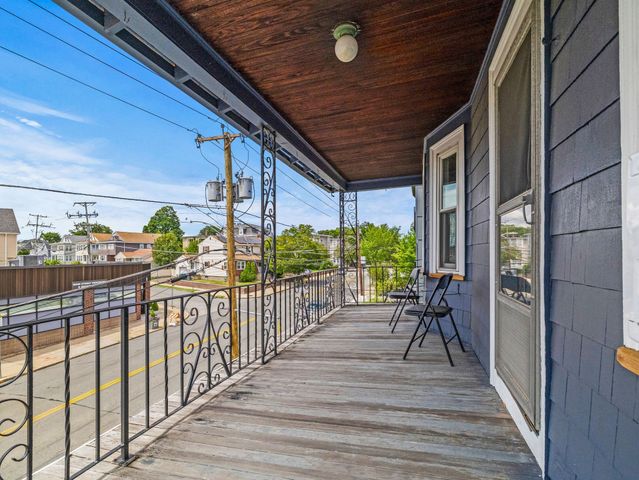 256 Main St 2, Medford, MA 02155