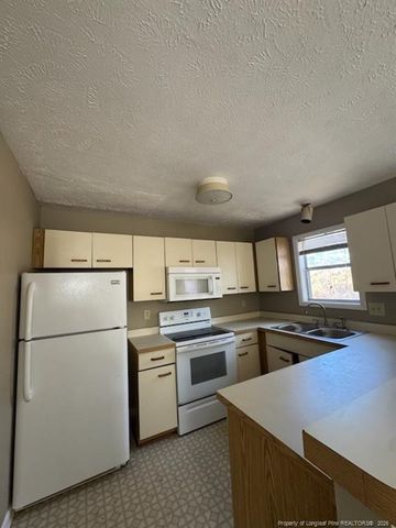 6801 Willowbrook Drive 4, Fayetteville, NC 28314