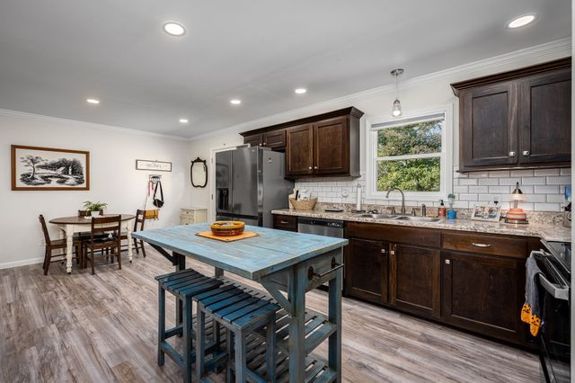 1065 Short Mountain Rd, Mcminnville, TN 37110