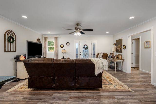 1065 Short Mountain Rd, Mcminnville, TN 37110