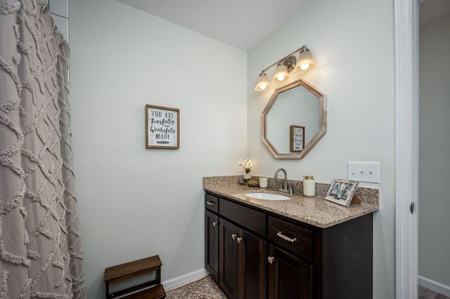 1065 Short Mountain Rd, Mcminnville, TN 37110