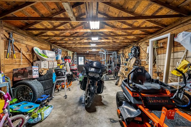 1065 Short Mountain Rd, Mcminnville, TN 37110