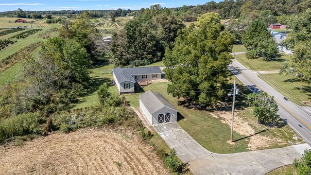 1065 Short Mountain Rd, Mcminnville, TN 37110