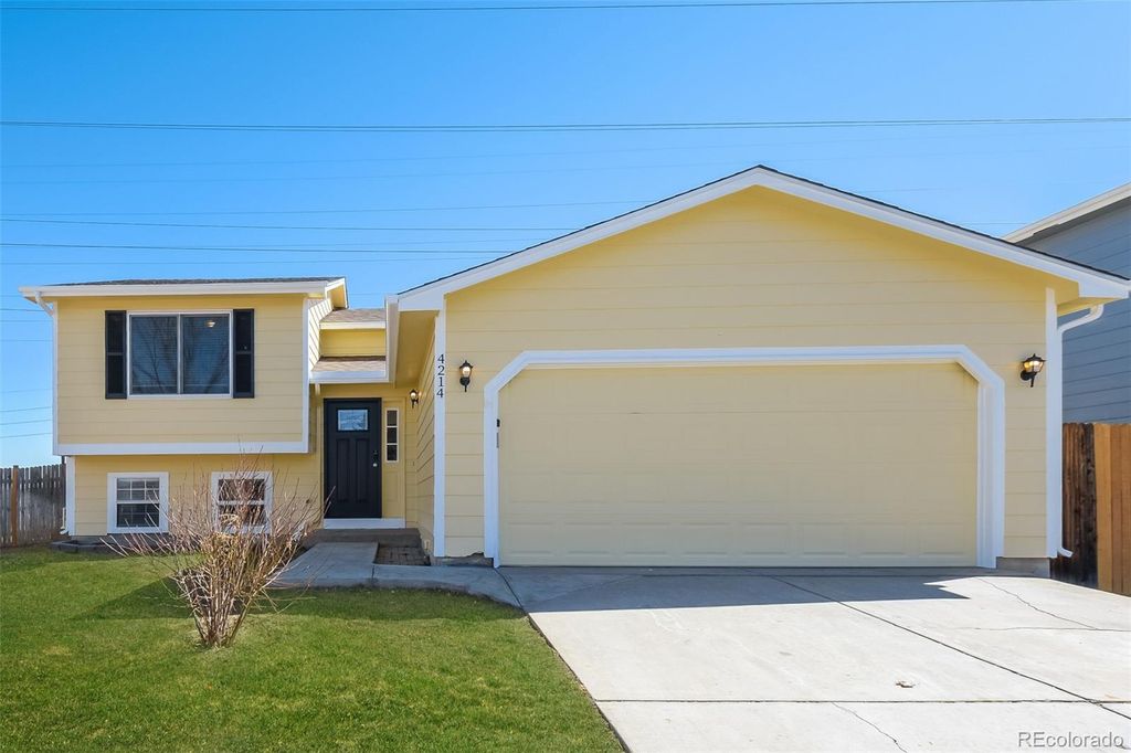 4214 S Halifax Way, Aurora, CO 80013