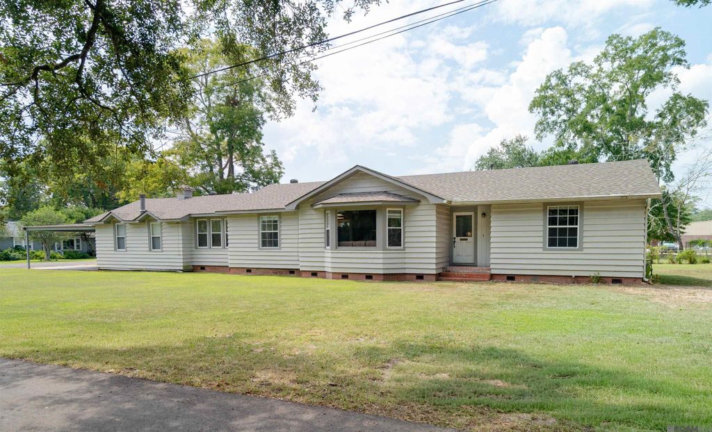 4311 Locke St, Zachary, LA 70791