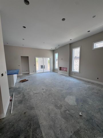 30 Mountain Brook Road, Little Rock, AR 72223