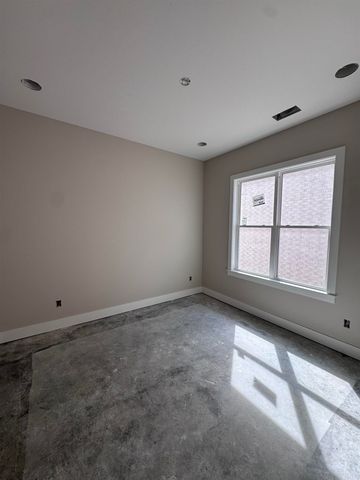 30 Mountain Brook Road, Little Rock, AR 72223