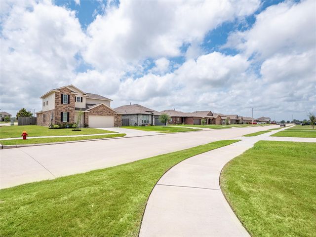 8118 Coral Drive, Texas City, TX 77591